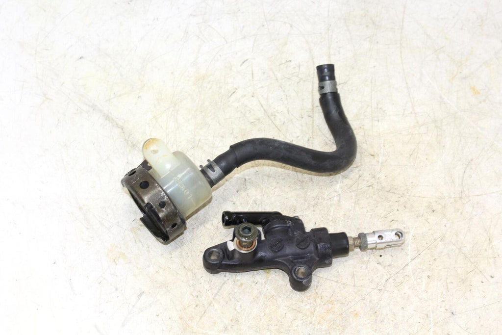 2001 Yamaha Yzf R1 Rear Back Brake Master Cylinder W Reservoir