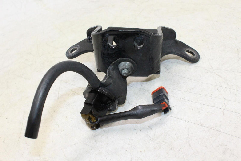 1999 Harley-Davidson Sportster 883 Hugger Xlh883 Engine Motor Mount Bracket - Gold River Motorsports