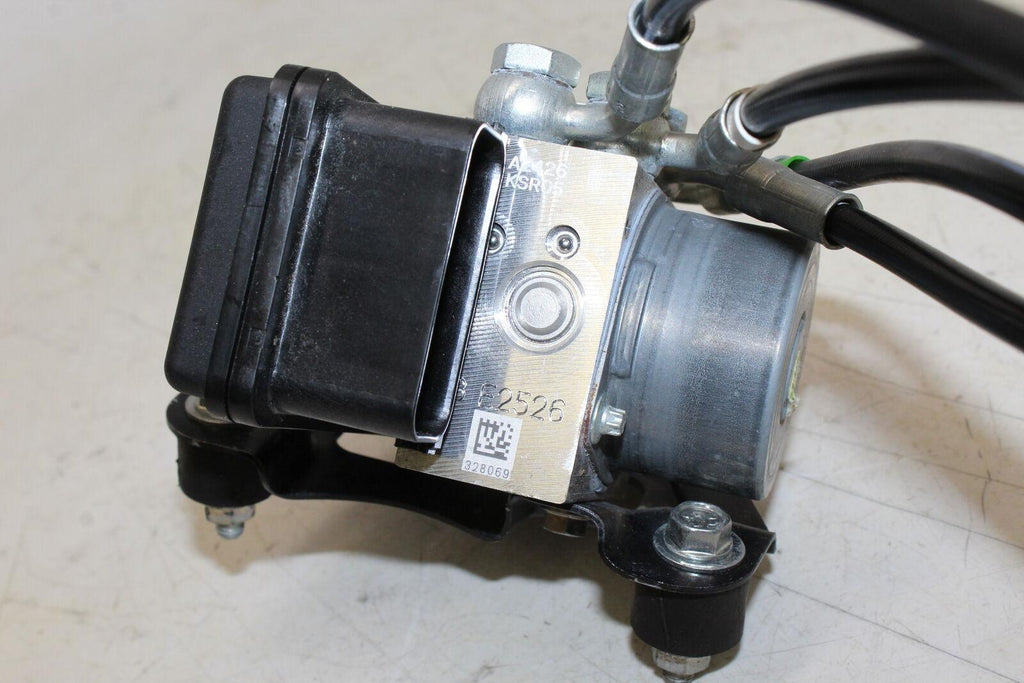 2015 Ktm 390 Rc Abs Pump Unit Module With Hoses - Gold River Motorsports