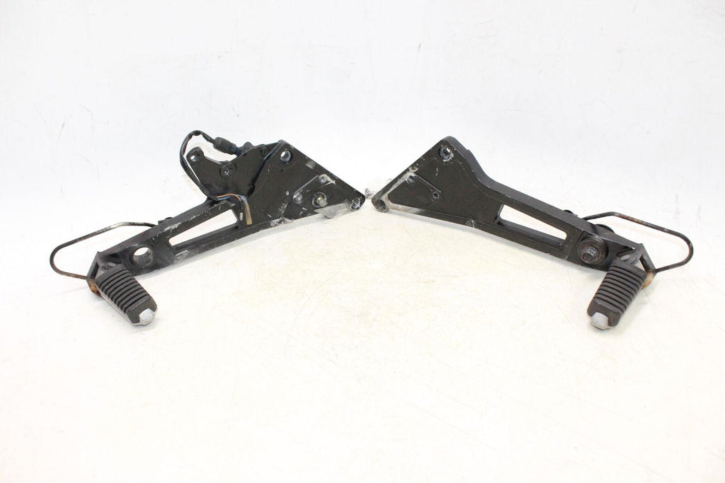 1986 Kawasaki Ninja Zx-10 Zx1000 Rear Back Passenger Peg Set Pair