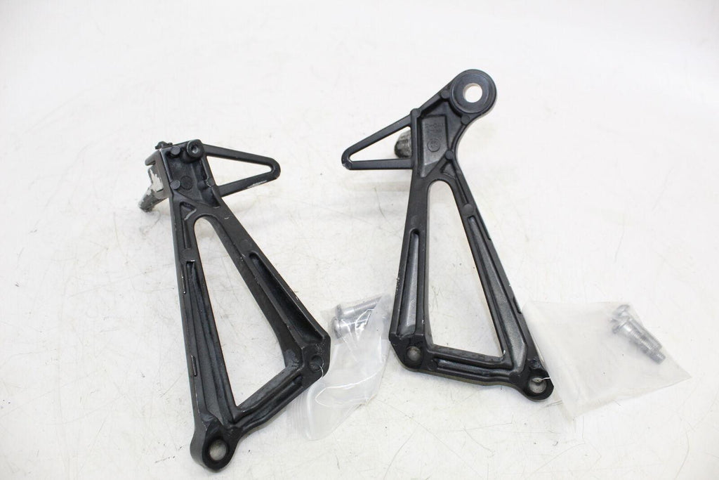 2018 Yamaha Yzf-R3 Rear Back Passenger Peg Set Pair - Gold River Motorsports