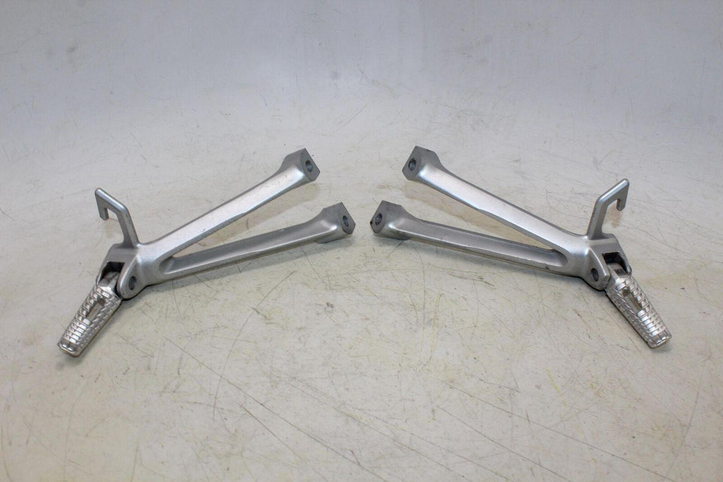 2007 Suzuki Gsxr750 Rear Back Passenger Peg Set Pair - Gold River Motorsports