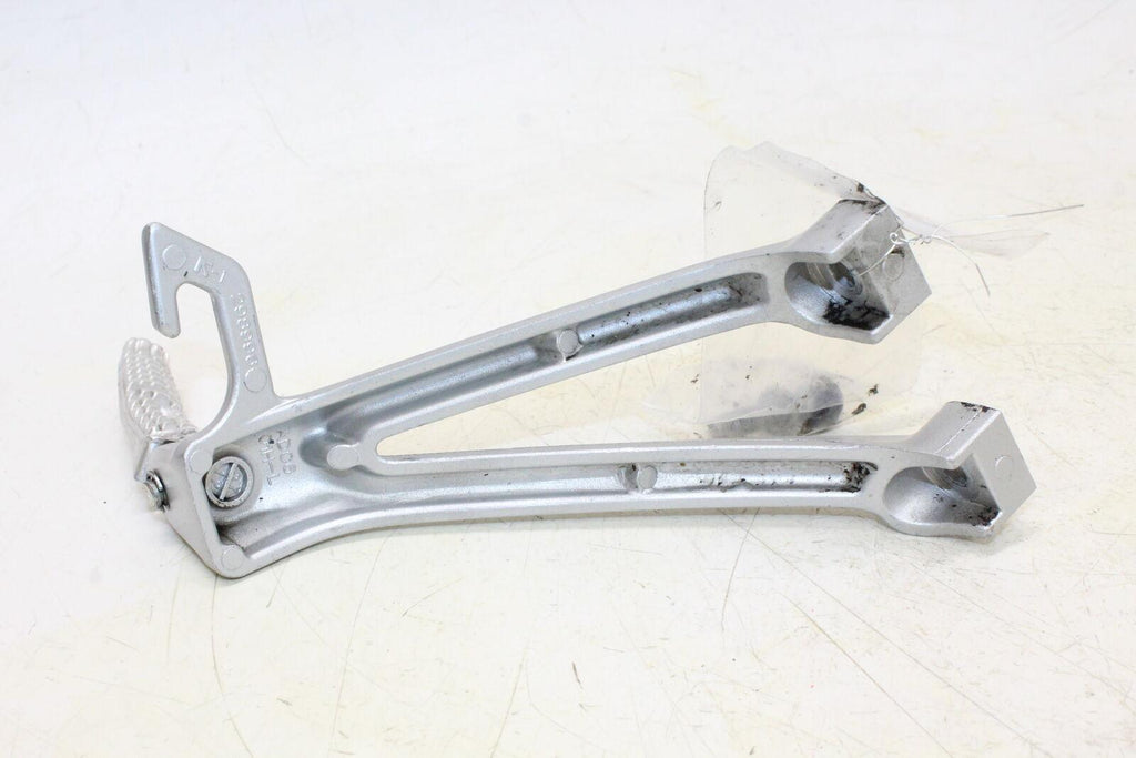 2006 Suzuki Gsxr600 Rear Back Passenger Peg Set Pair - Gold River Motorsports