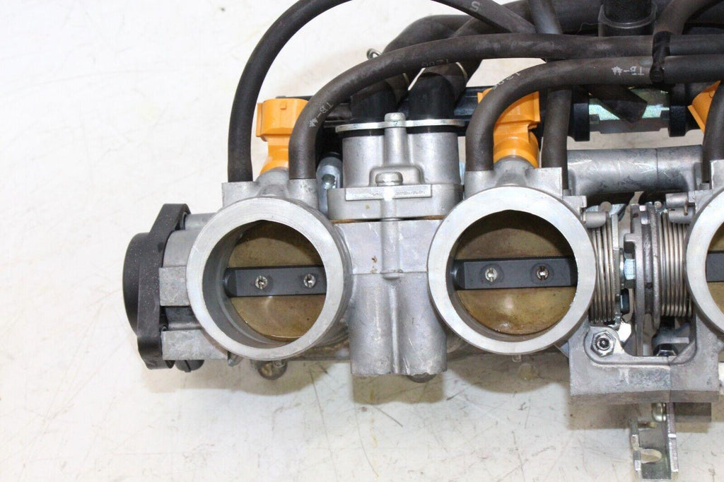 2007 Honda Cbr600Rr Main Fuel Injectors / Throttle Bodies