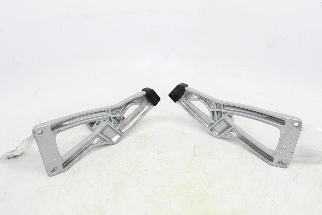 2004 Bmw K1200Gt Abs Rear Back Passenger Peg Set Pair - Gold River Motorsports