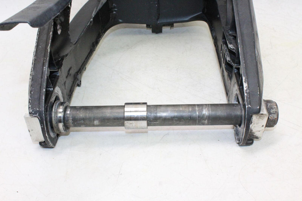 2004 Yamaha Yzf R6 Rear Swingarm Back Suspension Swing Arm - Gold River Motorsports