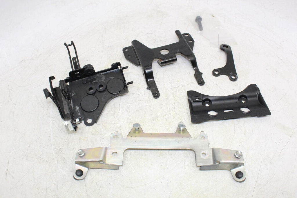 2022 Yamaha Mt-07 Mtn690 Engine Mount Bracket Set - Gold River Motorsports