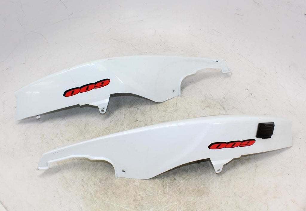 2005 Suzuki Gsxr600 Left Right Tail Seat Cover 45512-01H, 45511-01H - Gold River Motorsports