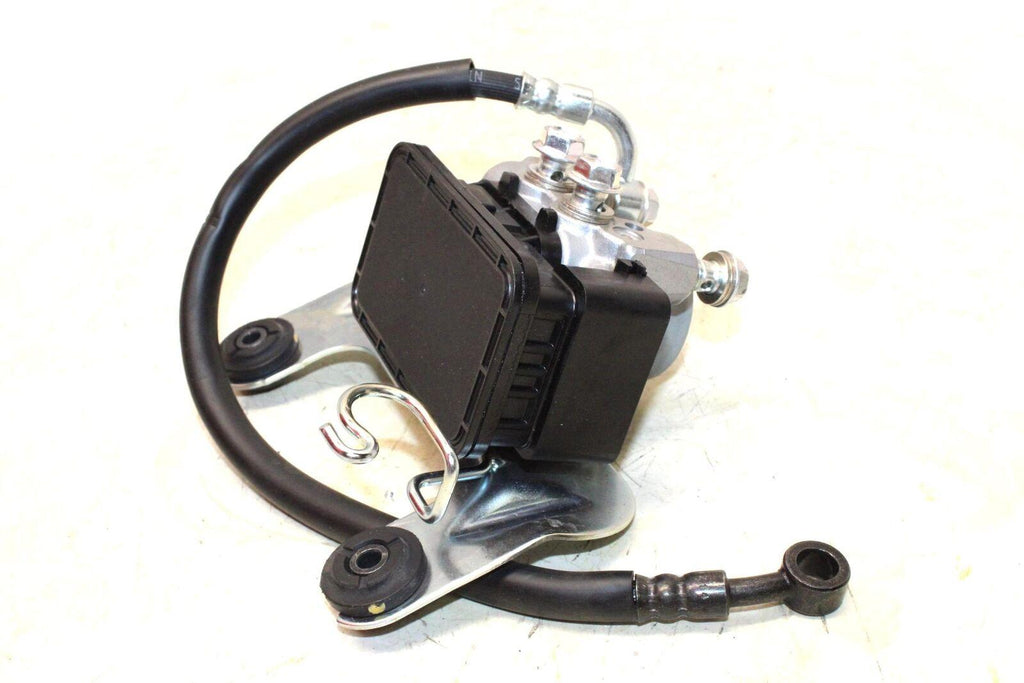 2022 Suzuki Gsxr1000 Abs Pump Unit Module - Gold River Motorsports