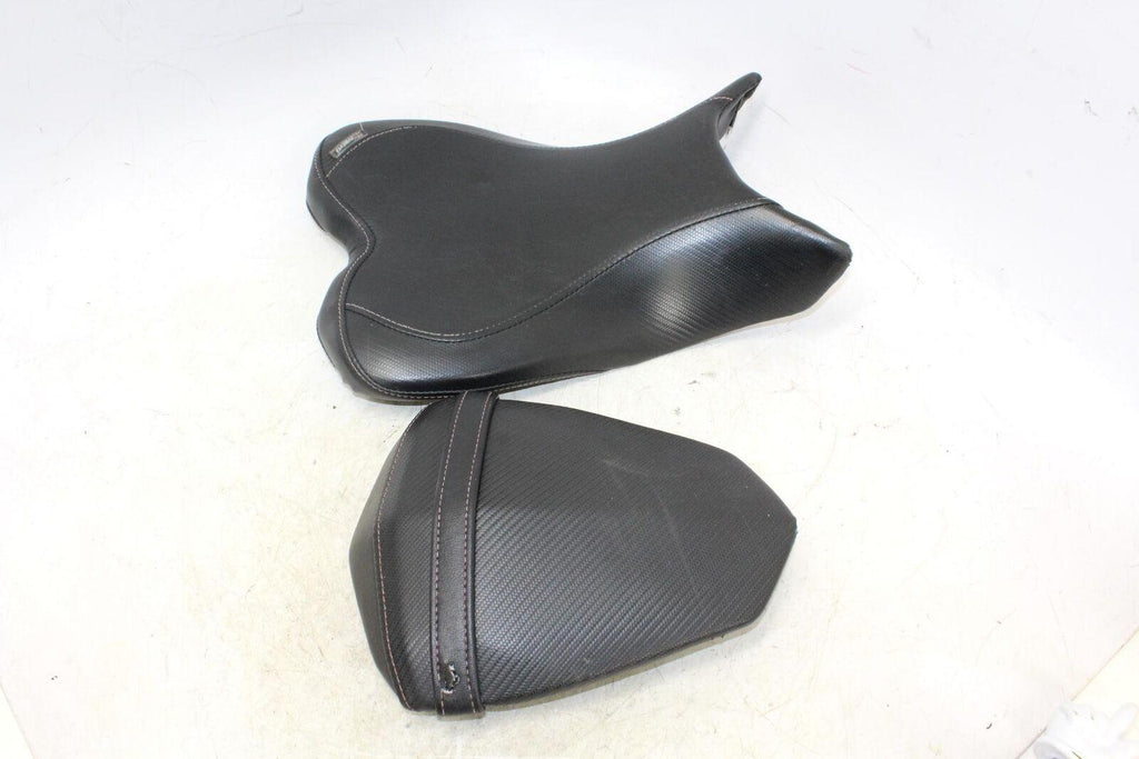 2009 Yamaha Yzf R1 Front Drivers Seat Pad Saddle Rear Seat - Gold River Motorsports