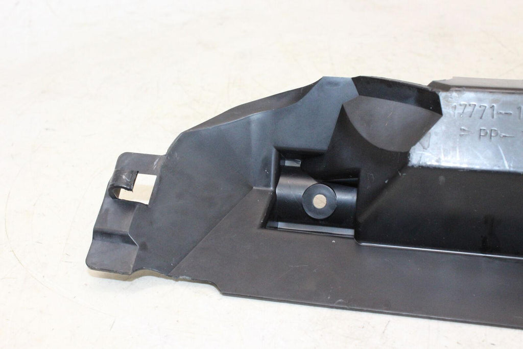 2007 Suzuki Sv650S Front Inner Fairing Cover 17771-17G11