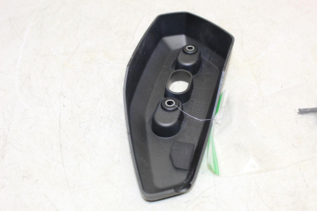 2015 Yamaha Bolt Xvs950 Side Cover Panel Cowl Fairing B33-21731 - Gold River Motorsports
