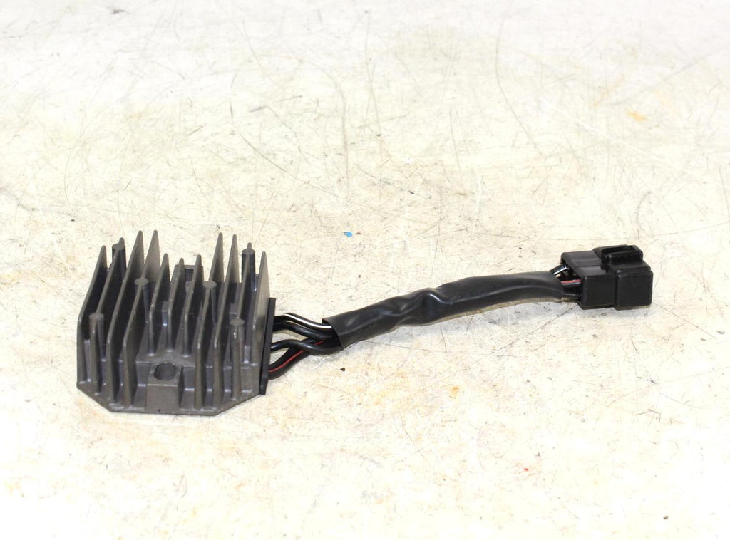 2001 Suzuki Bandit 600 Gsf600S Rectifier Voltage Regulator