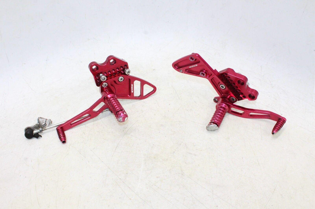 2008 Suzuki Gsxr1000 Right Left Rearsets Rear Set Driver Foot Pegs