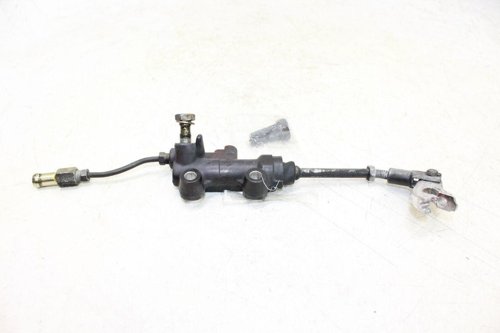 1986 Kawasaki Ninja Zx-10 Zx1000 Rear Back Brake Master Cylinder With Reservoir